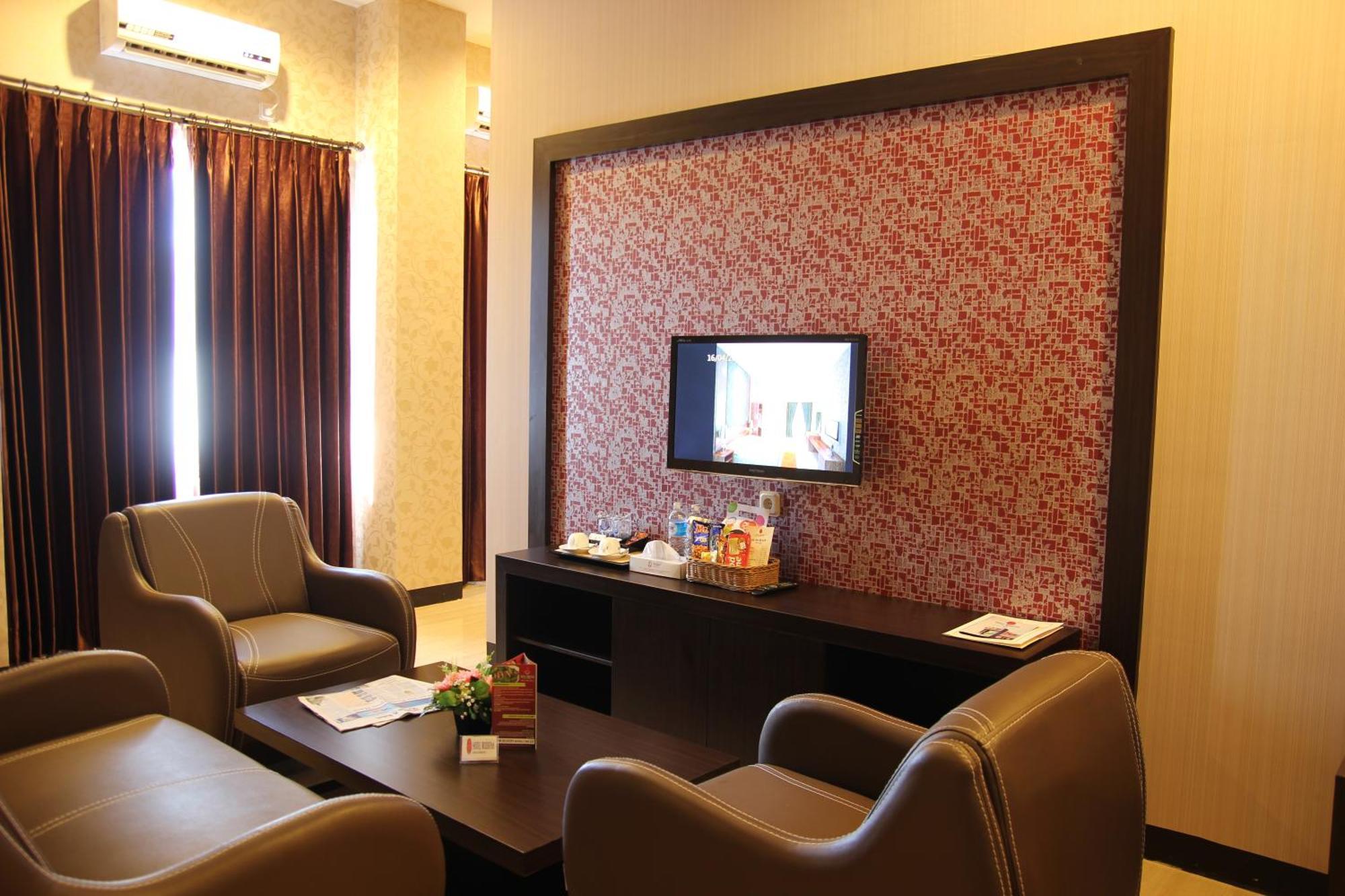 Hotel Roditha Banjarbaru Banjarmasin  Zimmer foto
