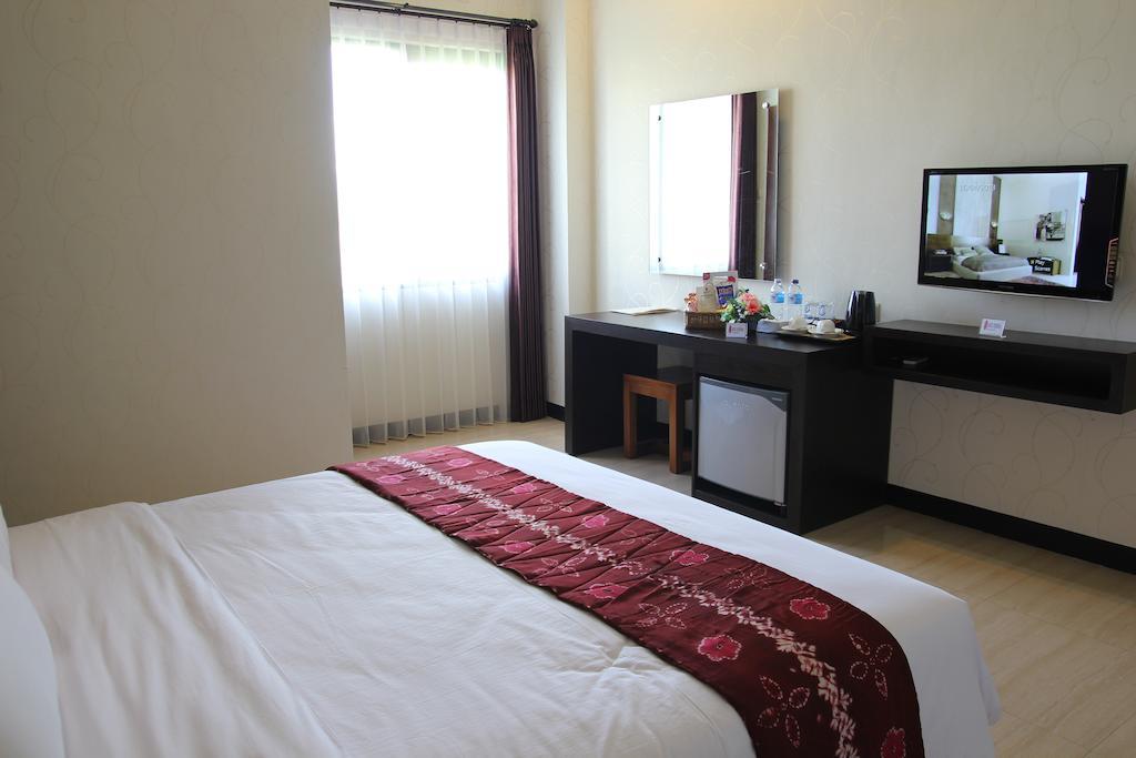 Hotel Roditha Banjarbaru Banjarmasin  Zimmer foto