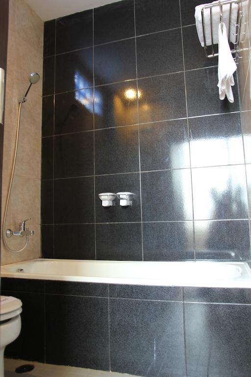 Hotel Roditha Banjarbaru Banjarmasin  Zimmer foto