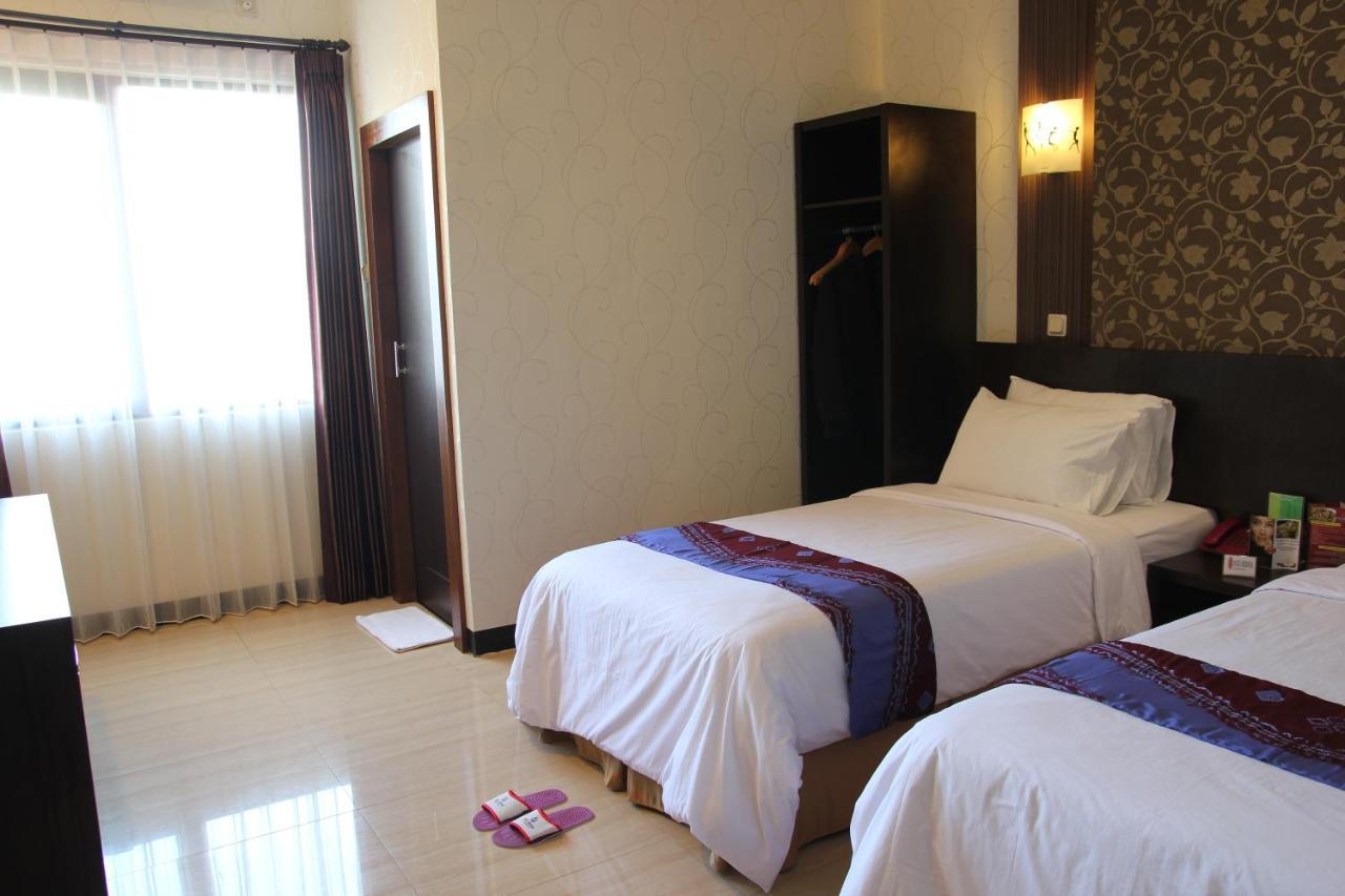 Hotel Roditha Banjarbaru Banjarmasin  Exterior foto